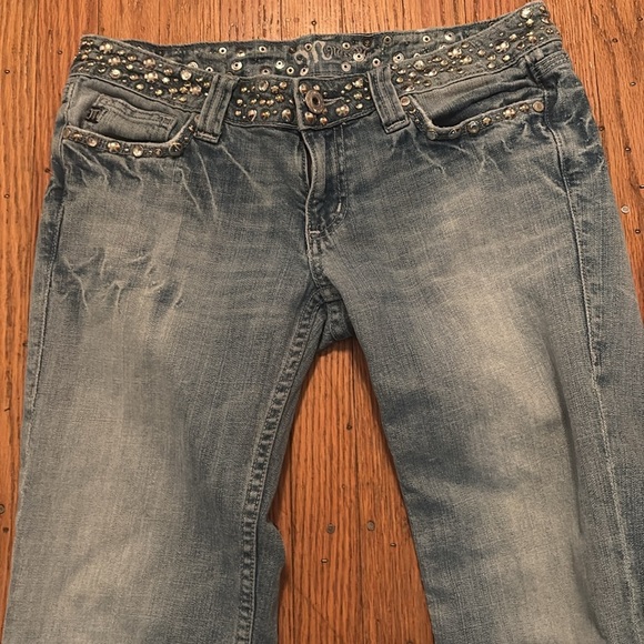 Miss Me Jeans Heavily Embellished Light Wash Distressed Size 30 Waist - Picture 2 of 12